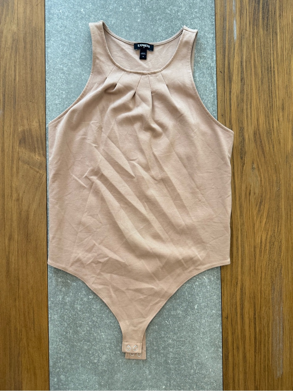 Express Sleeveless Bodysuit in Light Beige